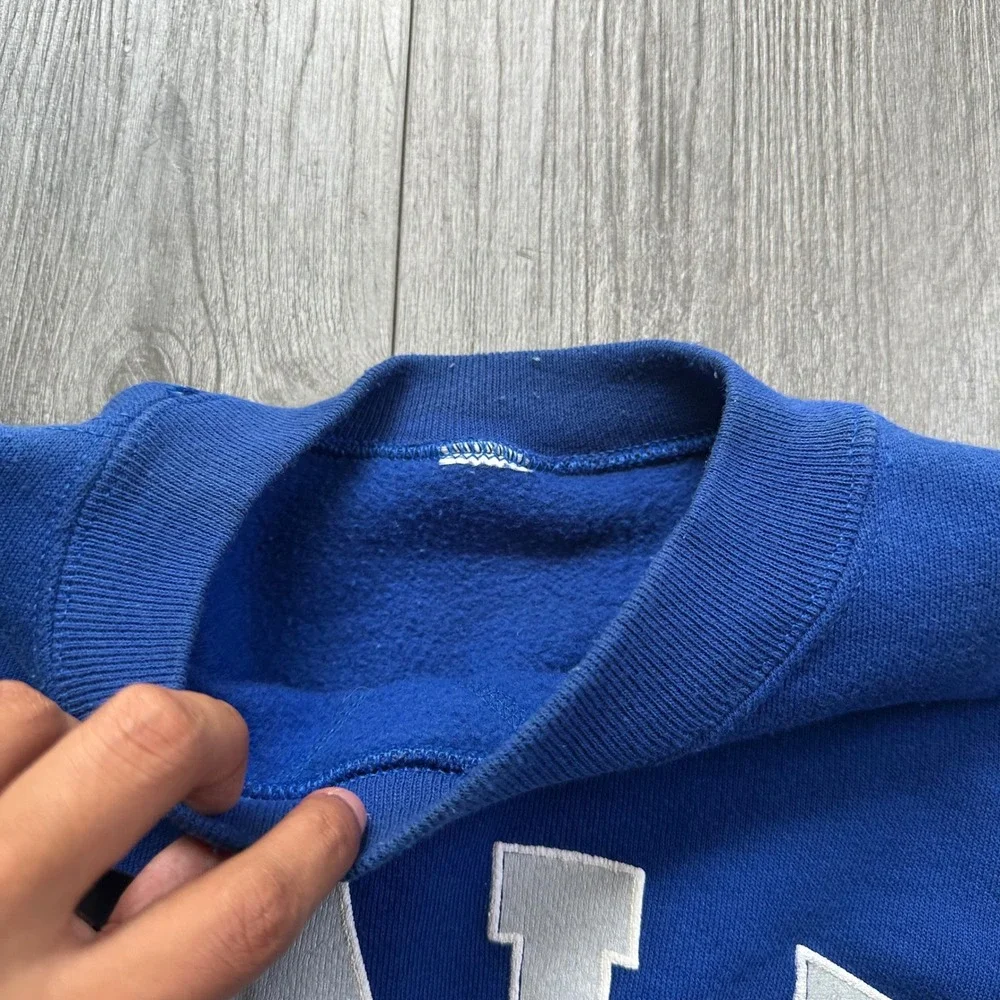 Vintage 80s/90s Yale University Champion Crewneck Sweatshirt Blue mens Large